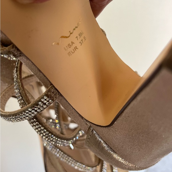 Nina Suzy Heels size 7.5 women’s gold with diamond studded straps & ankle buckle - Picture 11 of 11